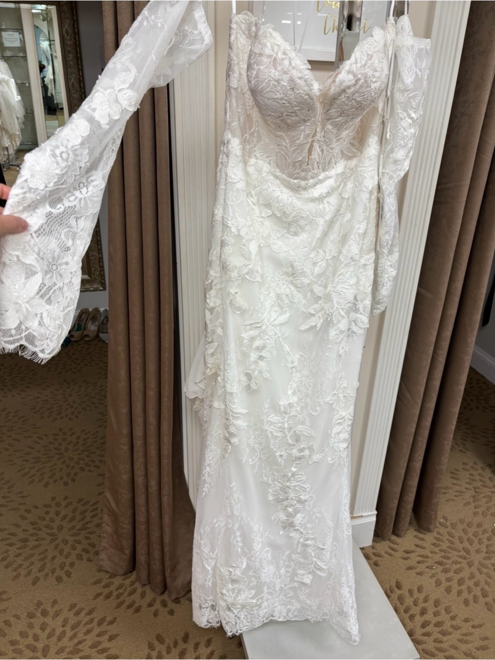 Pronovias NEW-wedding dress unaltered!!! Corset top!! Canceled wedding size 12